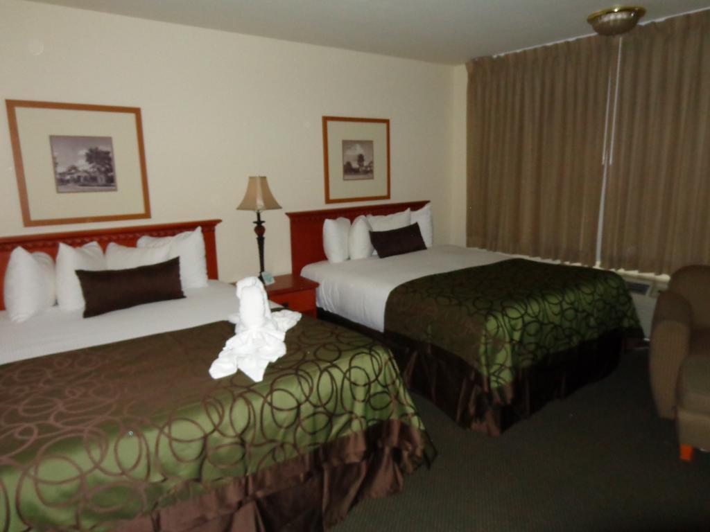 Coronado Motor Hotel, A Travelodge By Wyndham Yuma Extérieur photo